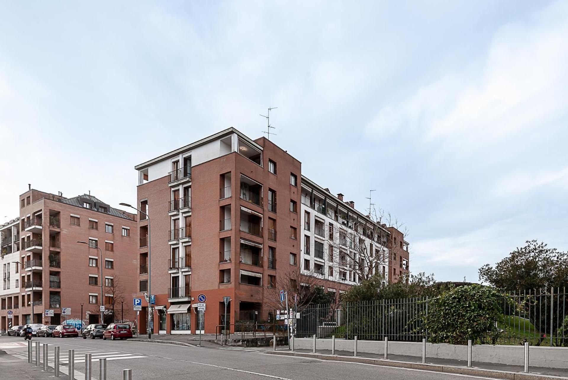 Stayeasy Argelati40 - Penthouse With 2 Bedrooms, 2 Bathrooms And Terrace - Navigli ミラノ エクステリア 写真